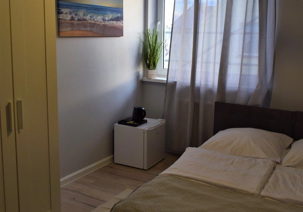 Add Image Description